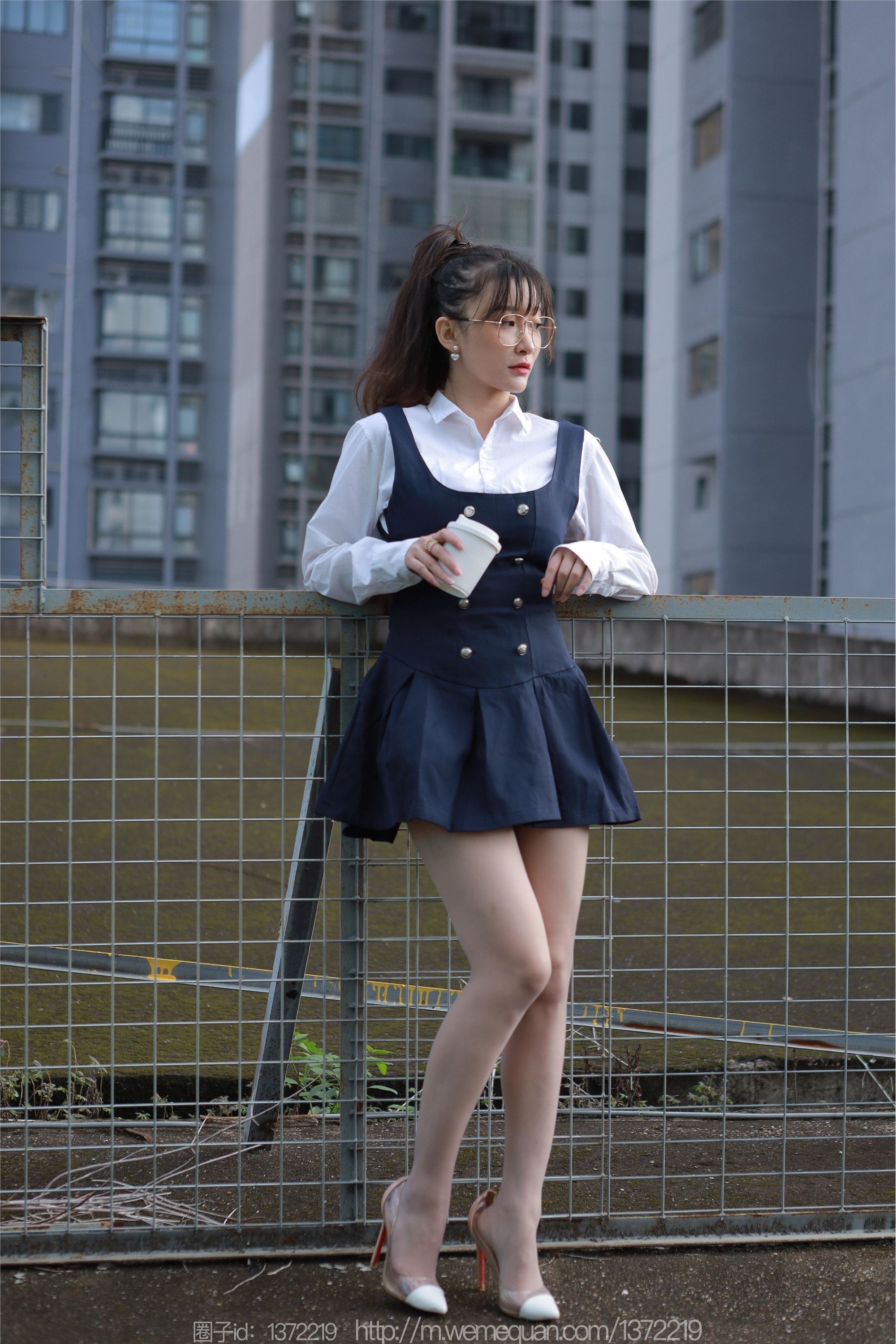 IESS异思趣向  2022.12.13 丝享家 1297 秋秋《楼梯偶遇婉萍》